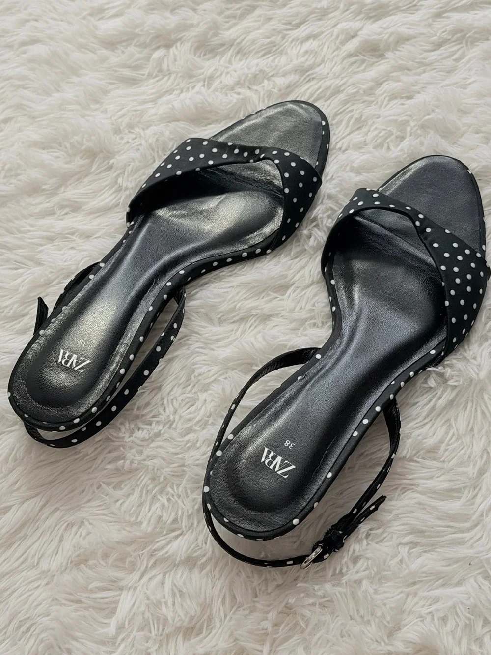 Zara Black Polka Dot Slingback Sandals - Picture 3 of 4